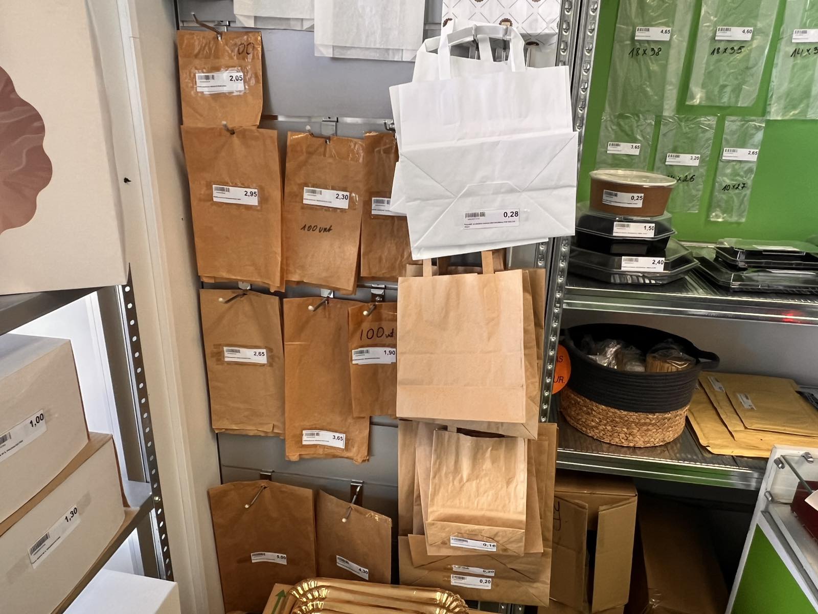 Pakavimo prekių asortimentas